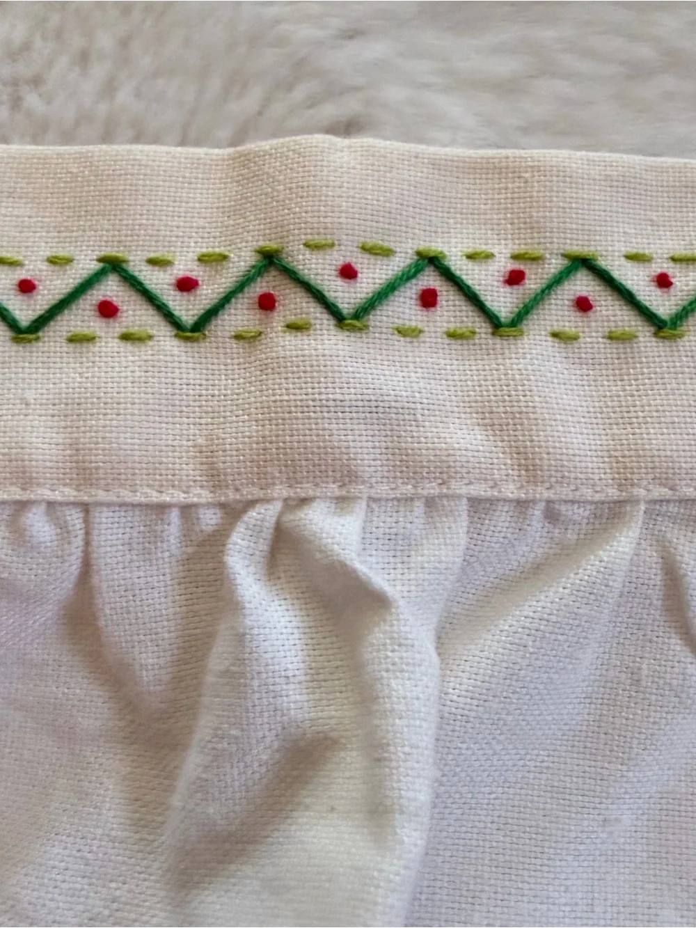 Vintage Embroidered Half Apron White Linen Floral Butterfly Pockets